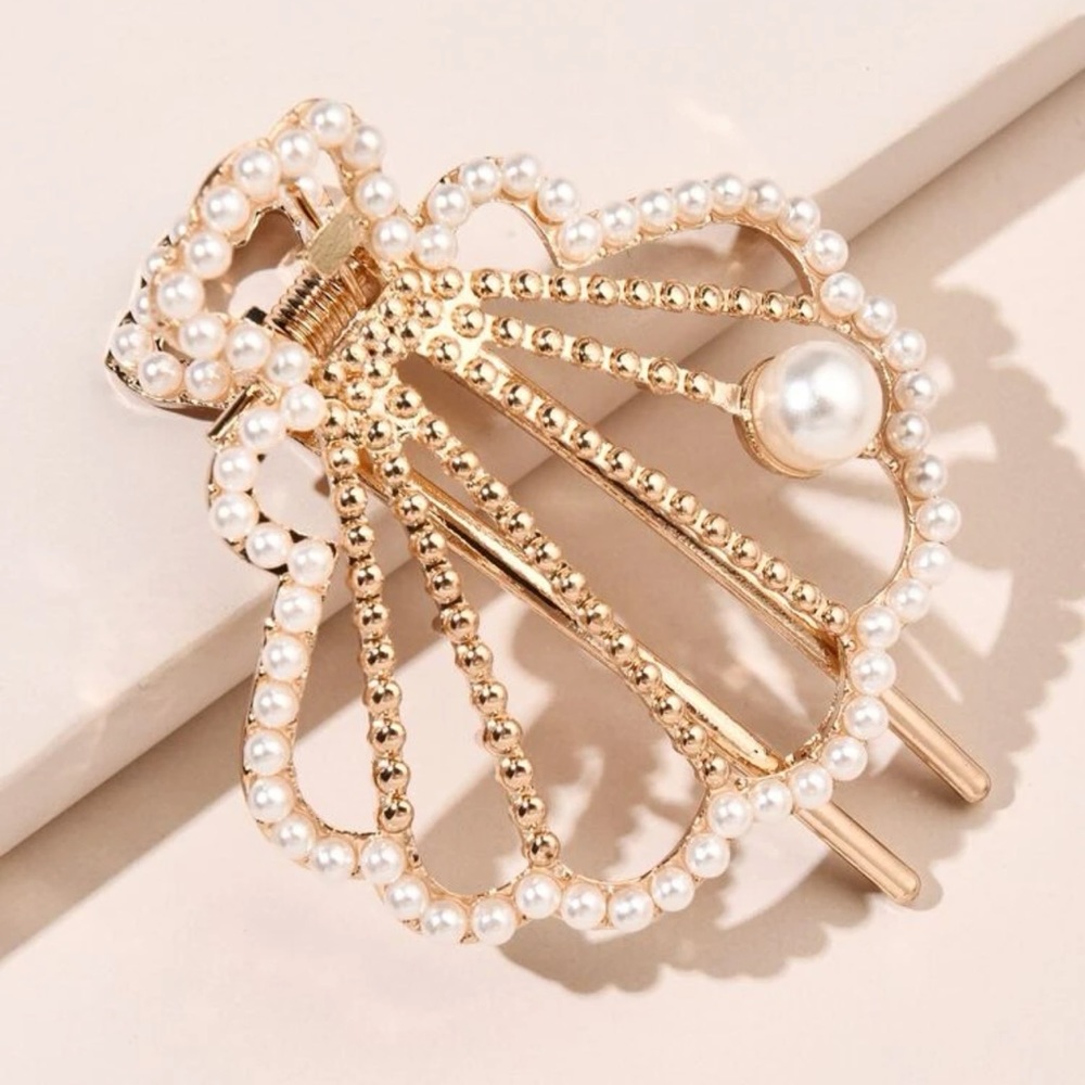 Gold Shell Hair Clip with Faux Pearls